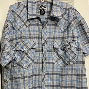 Men's Blue and Gray Plaid Button Down Shirt